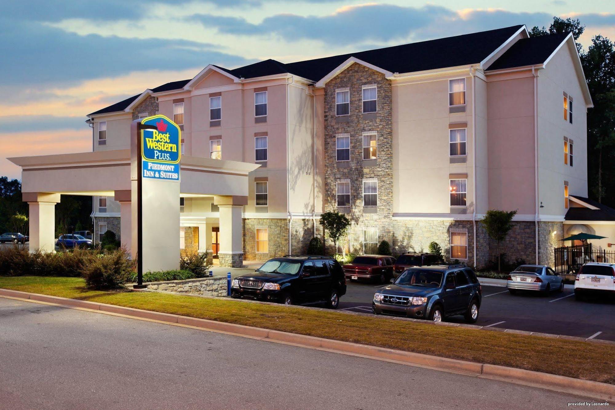 Best Western Plus Greenville South Piedmont Exterior photo