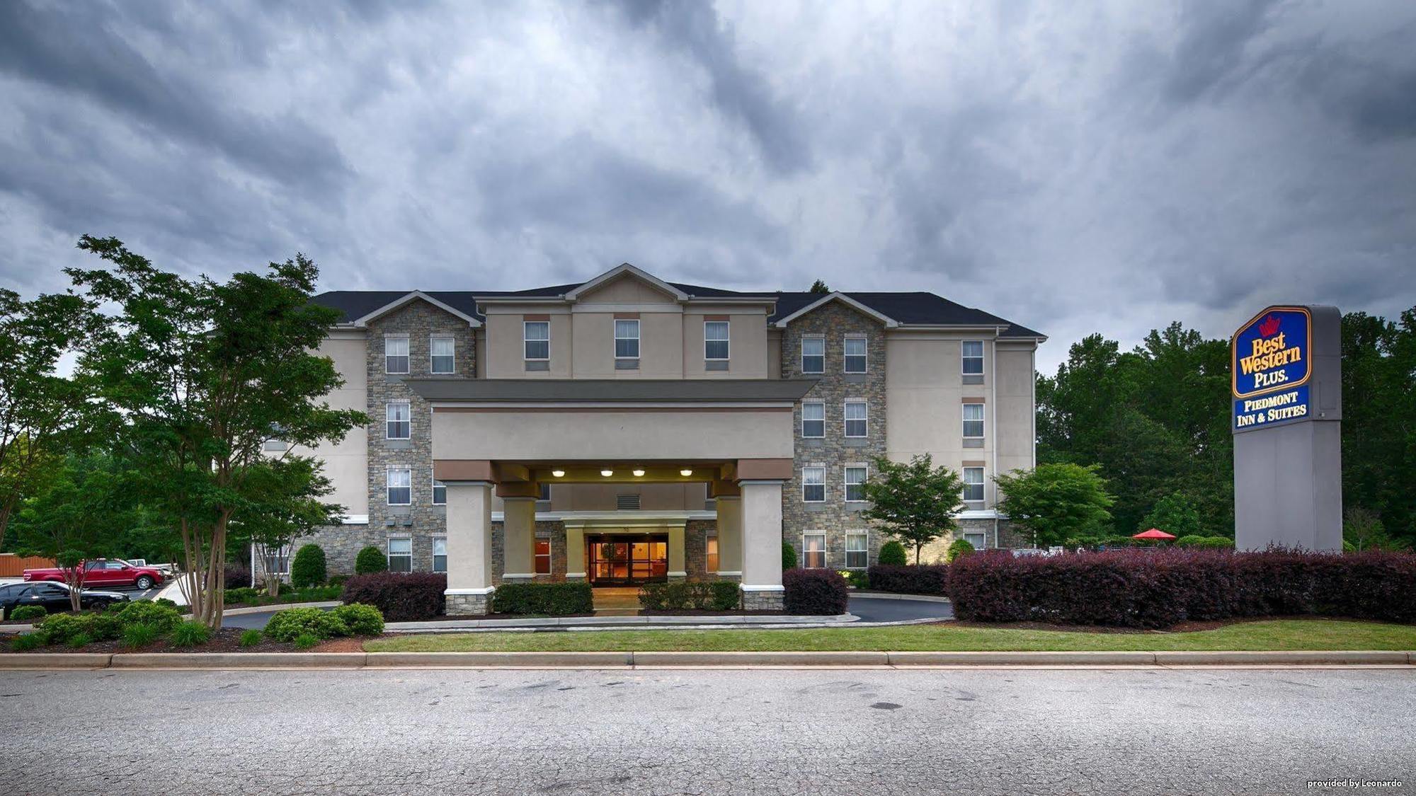 Best Western Plus Greenville South Piedmont Exterior photo